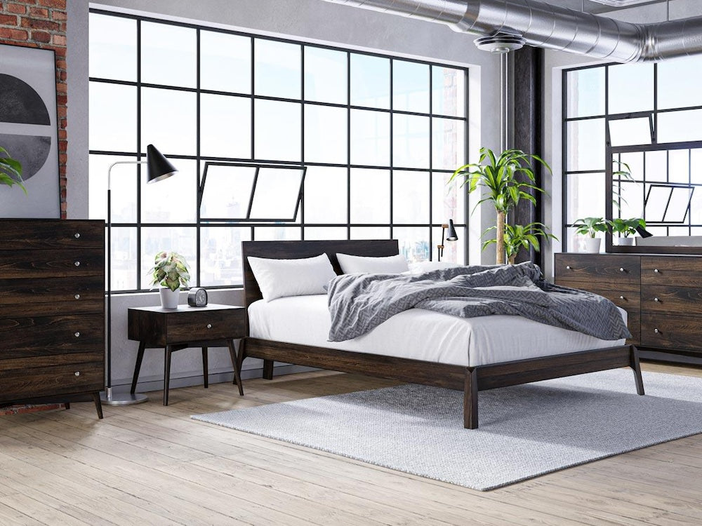 Bellevue bedroom collection in a room setting.