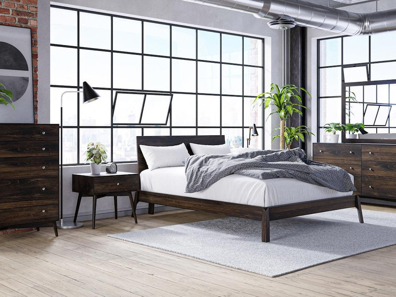 Bellevue bedroom collection in a room setting.